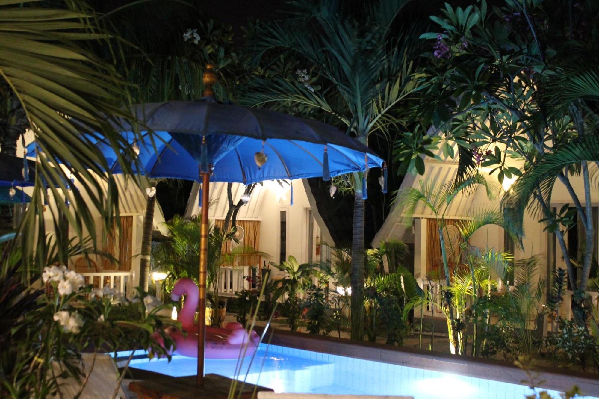 New Balengku Dua Hotel - Adults Only Гили-Эйр Экстерьер фото