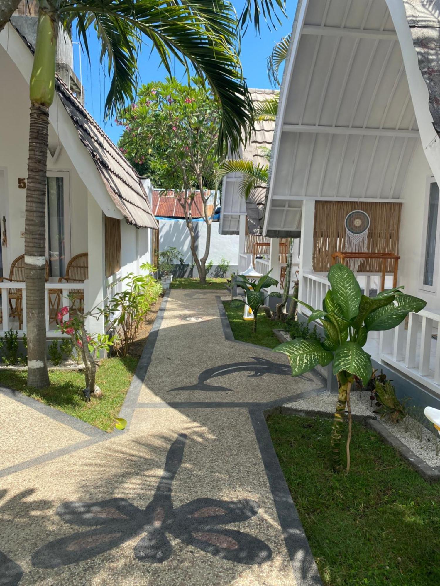 New Balengku Dua Hotel - Adults Only Гили-Эйр Экстерьер фото