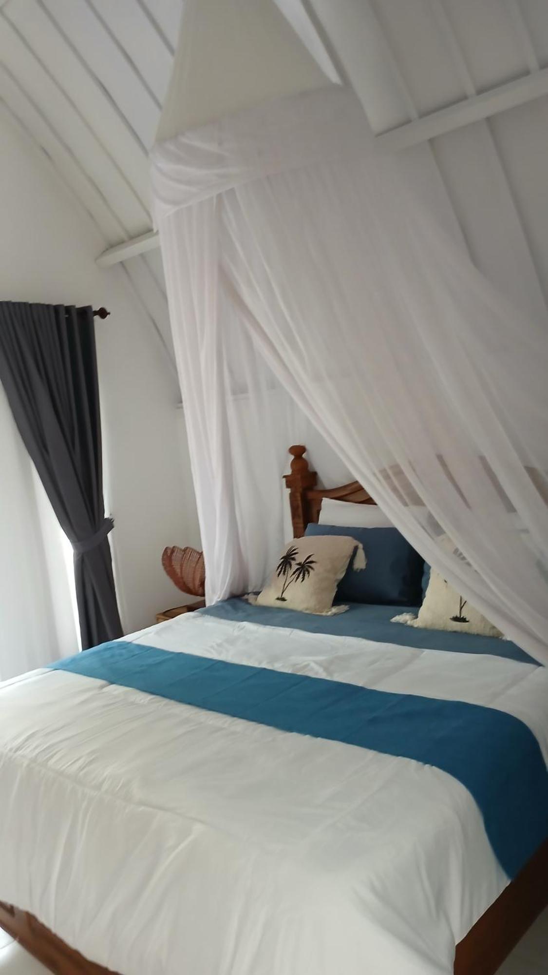 New Balengku Dua Hotel - Adults Only Гили-Эйр Экстерьер фото